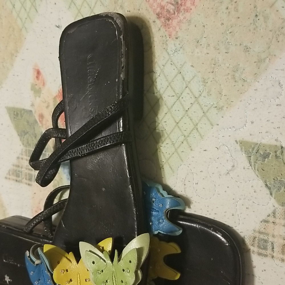 Butterfly Sandals - Picture 2 of 4